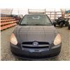 Image 4 : 2011 HYUNDAI ACCENT, GREY, 149743 KMS, FRONT WHEEL DRIVE. - J202842