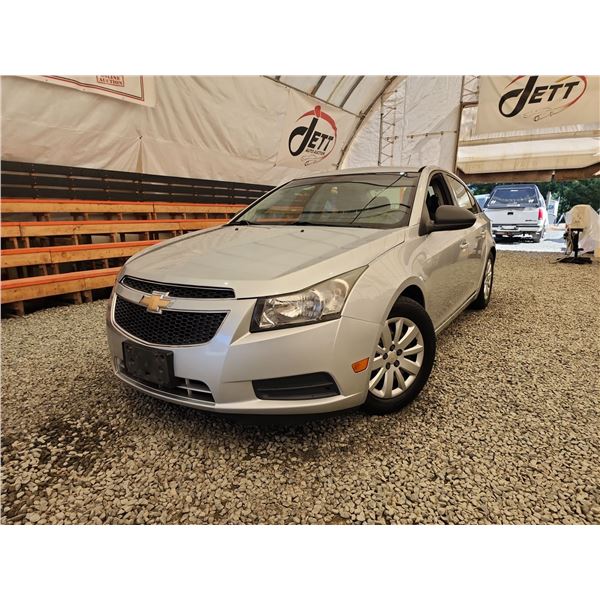 2011 CHEVY CRUZE, SILVER, 188894 KMS, FRONT WHEEL DRIVE. - D239087