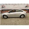 Image 23 : 2011 CHEVY CRUZE, SILVER, 188894 KMS, FRONT WHEEL DRIVE. - D239087