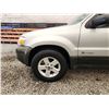 Image 30 : 2005 FORD ESCAPE, GREY, 226312 KMS, FOUR WHEEL DRIVE. - DD66169