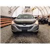 Image 5 : 2010 HYUNDAI TUCSON, GREY, 239117 KMS, ALL WHEEL DRIVE. - D054044