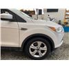 Image 25 : 2014 FORD ESCAPE, WHITE, 271246 KMS, FRONT WHEEL DRIVE. - DD39253