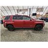 Image 11 : 2010 GMC TERAIN, RED, 154279 KMS, FRONT WHEEL DRIVE. - D332844