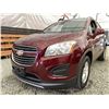 Image 2 : 2016 CHEVY TRAX, RED, 127463 KMS, ALL WHEEL DRIVE. - D194412