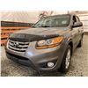 Image 2 : 2011 HYUNDAI SANTE FE, GREY, 137772 KMS, FOUR WHEEL DRIVE. - D038101