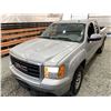 Image 4 : 2011 GMC SIERRA, SILVER, 275903 KMS, 4X4. - D348404