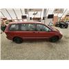Image 12 : 2004 TOYOTA SIENNA, RED, 351230 KMS, FRONT WHEEL DRIVE. - D210462