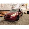 Image 1 : 2004 TOYOTA SIENNA, RED, 351230 KMS, FRONT WHEEL DRIVE. - D210462