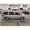 Image 13 : 2011 DODGE GRAND CARAVAN, SILVER, 235181 KMS, FRONT WHEEL DRIVE. - B758050