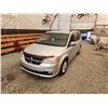 Image 3 : 2011 DODGE GRAND CARAVAN, SILVER, 235181 KMS, FRONT WHEEL DRIVE. - B758050