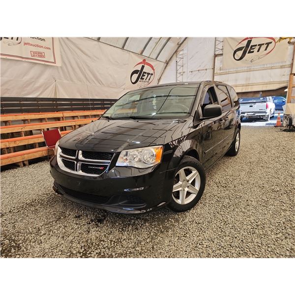 2014 DODGE CARAVAN, BLACK, 132124 KMS, FRONT WHEEL DRIVE. - D473048