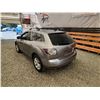 Image 21 : 2011 MAZDA CX-7, SILVER, 233136 KMS, FOUR WHEEL DRIVE. - B400716