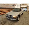 Image 3 : 2002 DODGE DAKOTA, SILVER, 317094 KMS, 4X4. - B699077
