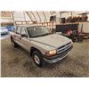 Image 9 : 2002 DODGE DAKOTA, SILVER, 317094 KMS, 4X4. - B699077