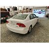 Image 15 : 2008 HONDA CIVIC HYBRID, WHITE, 91552 MILES, FRONT WHEEL DRIVE. - D800071