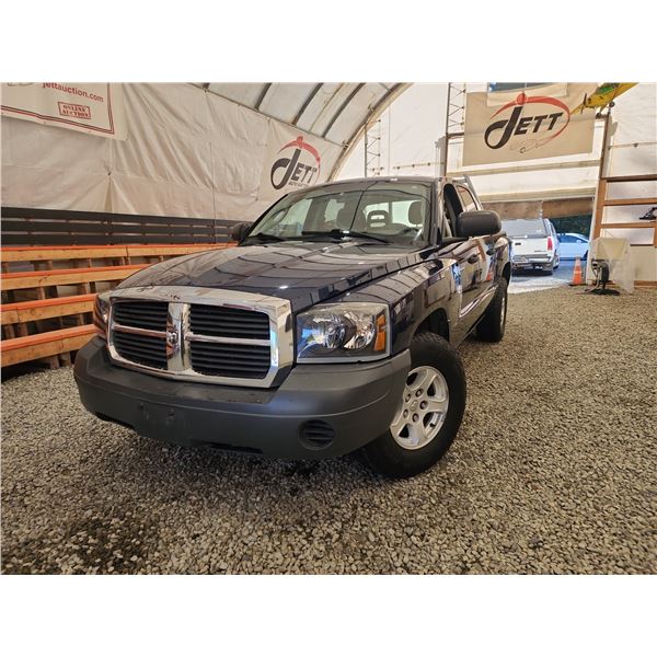 2005 DODGE DAKOTA, BLUE, 295145 KMS, 4X4. - B187583
