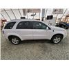 Image 11 : 2006 CHEVY EQUINOX, WHITE, 206777 KMS, FOUR WHEEL DRIVE. - B072939