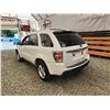 Image 20 : 2006 CHEVY EQUINOX, WHITE, 206777 KMS, FOUR WHEEL DRIVE. - B072939