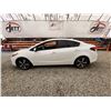 Image 23 : 2018 KIA FORTE, WHITE, 137225 KMS, FRONT WHEEL DRIVE. - J238131