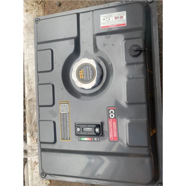 629 -- GENORATOR GAS TANK