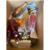 Image 1 : 634 -- MIXED KITCHEN GLASS LOT