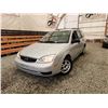 Image 1 : 2005 FORD FOCUS SE, GRAY, 191085 KMS, FRONT WHEEL DRIVE. - D252442