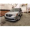 Image 1 : 2017 DODGE GRAND CARAVAN, SILVER, 197659 KMS, FRONT WHEEL DRIVE. - J666695