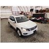 Image 10 : 2013 VW TIGUAN, WHITE, 274878 KMS, ALL WHEEL DRIVE. - D509490