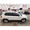Image 13 : 2013 VW TIGUAN, WHITE, 274878 KMS, ALL WHEEL DRIVE. - D509490