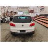Image 18 : 2013 VW TIGUAN, WHITE, 274878 KMS, ALL WHEEL DRIVE. - D509490