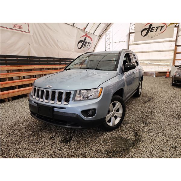 2013 JEEP COMPASS, BLUE, 252144 KMS, FOUR WHEEL DRIVE. - D239008