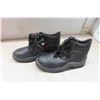 Image 5 : New Ka7 Safety Shoes ( Size 43) Sole Measures 13"