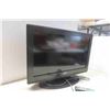 Image 4 : Sanyo 26" Flat Screen TV with Power Cord + Remote