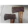 Image 3 : Axe+ 2 Hatchets 