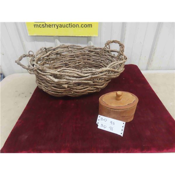 Large First Nations Rustic/Primitive Handmade Basket & 