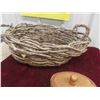 Image 2 : Large First Nations Rustic/Primitive Handmade Basket & 