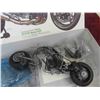 Image 5 : Vintage Kawasaki Ninja H2R Motorcycle 1/12 Scale Model 