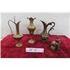 Image 1 : 4 Old Brass Pieces: Napkin Ring, Pitchers, Vase. 