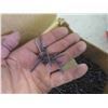 Image 3 : 2 Boxes of Nails, 1 1/2'' + 3 1/2'' 