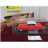 Image 1 : 1953 Cadillac 1:18 Diecast in Collector Showcase 