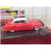 Image 4 : 1953 Cadillac 1:18 Diecast in Collector Showcase 