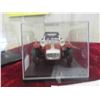 Image 6 : 3 Diecast Cars in Show Cases 1:25 Scale 