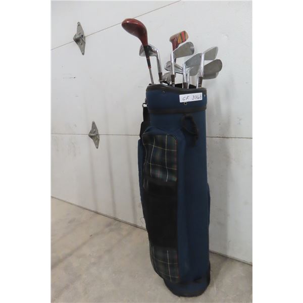 11 Right Handed Golf Clubs with Bag