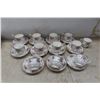 Image 6 : 50 Pieces Royal Albert Petite Point China 