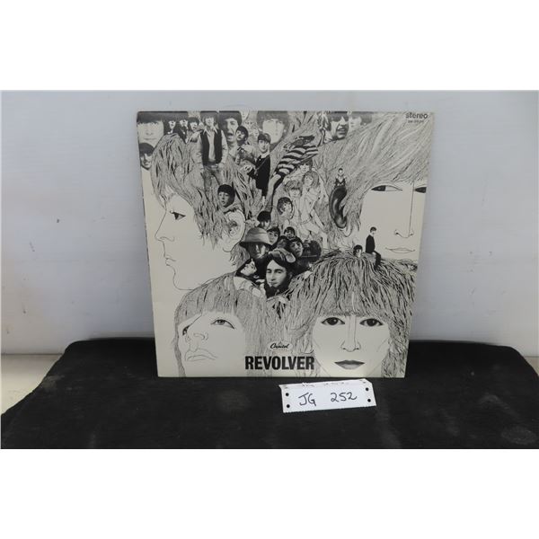 Vinyl LP- The Beetles, REVOLVER Capital Records Stereo SW-2576