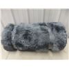 Image 2 : 8''x9'' Area Rug Dark Blue and Light Grey 
