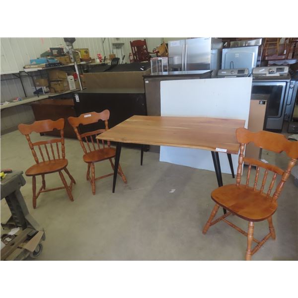 Live Edge  Table 30"x58"x36" + 3 Chairs