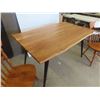 Image 6 : Live Edge  Table 30"x58"x36" + 3 Chairs