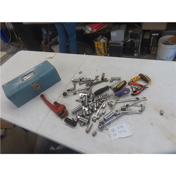 Metal Tool Box, Socket, Pipewrench, Wrenches + 