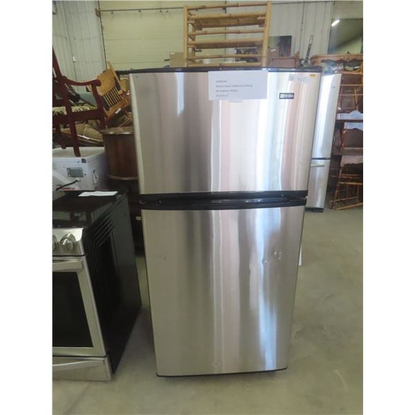 Maytag Fridge Stainless- Has Dents 62"x28"x28"